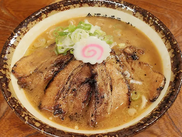 濃厚味噌「炎・炙」肉盛そば