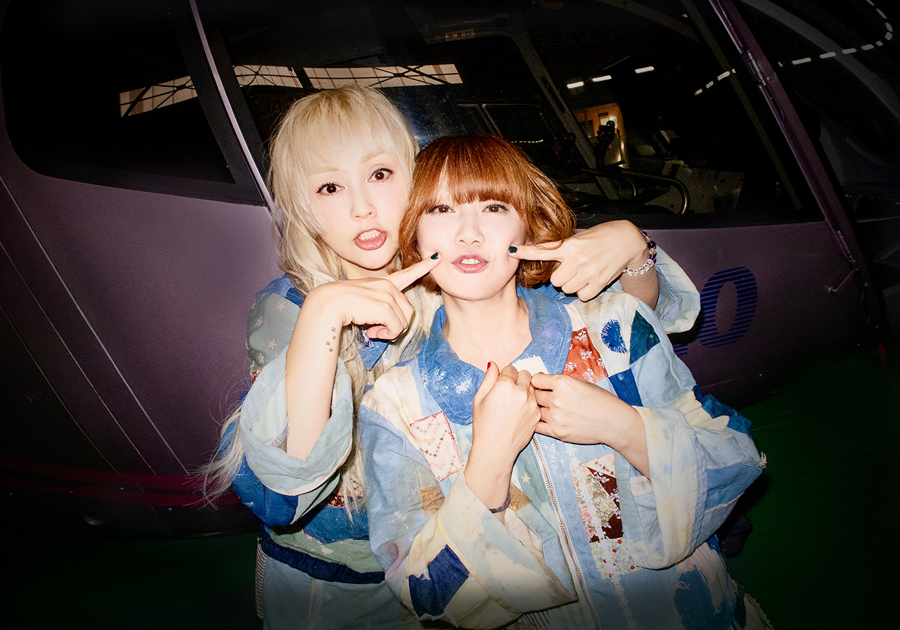 出演アーティスト：PUFFY（パフィー）